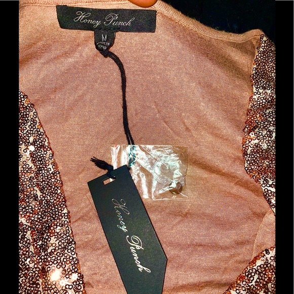 HONEY PUNCH Rose Gold Sequin Faux Wrap Dress, size Medium, NWT - Picture 7 of 10
